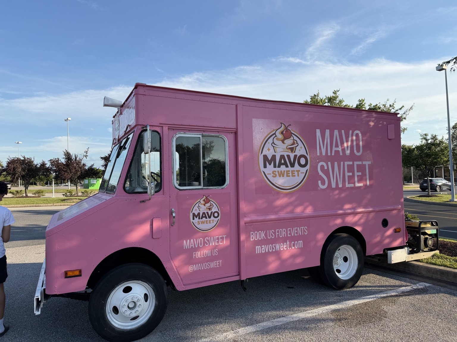 MAVO SWEET premium dessert truck for Maryland events