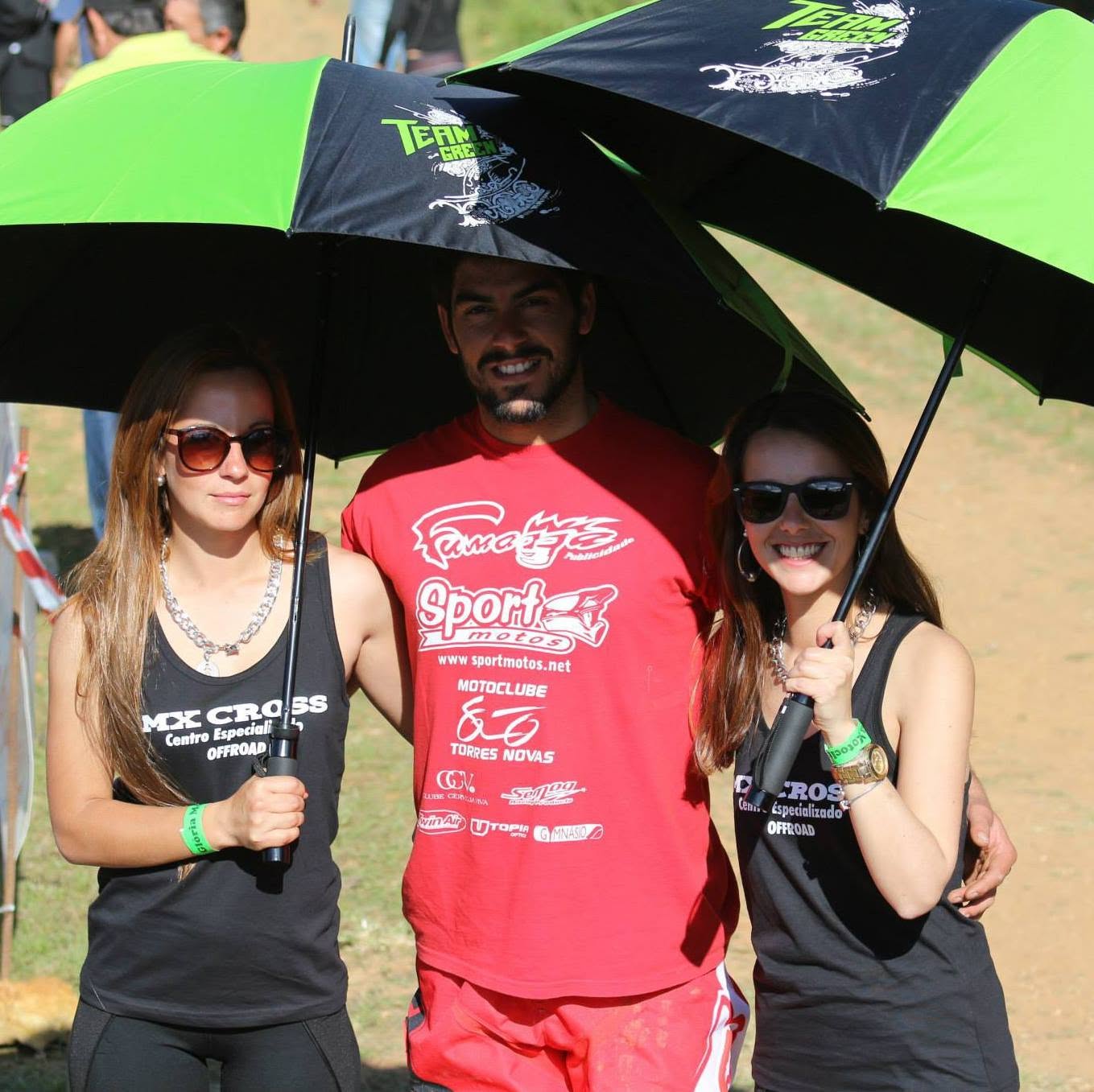 Equipa MXCross em evento de motocross